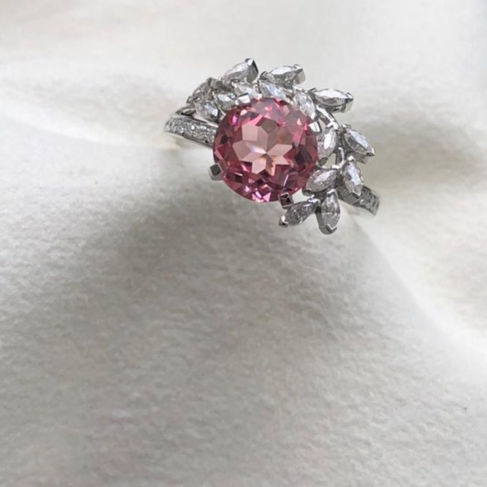 Brand New Sapphire platinum ring